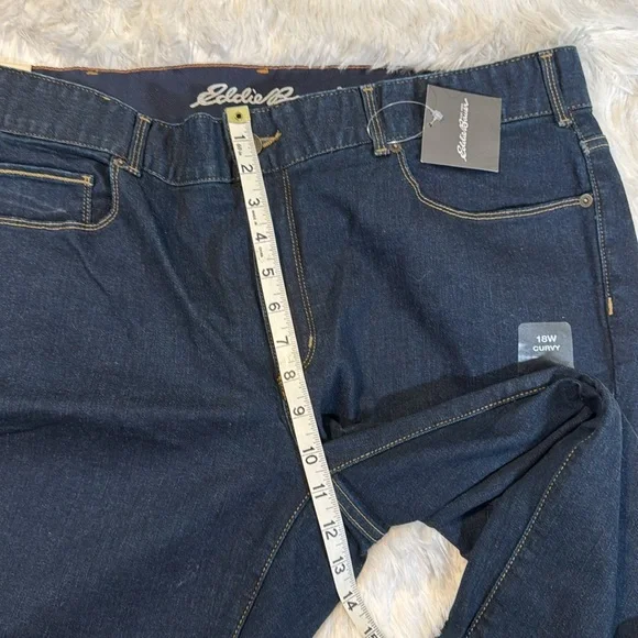 NWT, Eddie Bauer Blue Boot-cut stretch Jeans with Classic Stitching, size 18W - Picture 12 of 13
